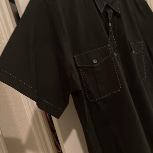 Men’s casual button-down, short sleeve shirt. XXL - Picture 3 of 8